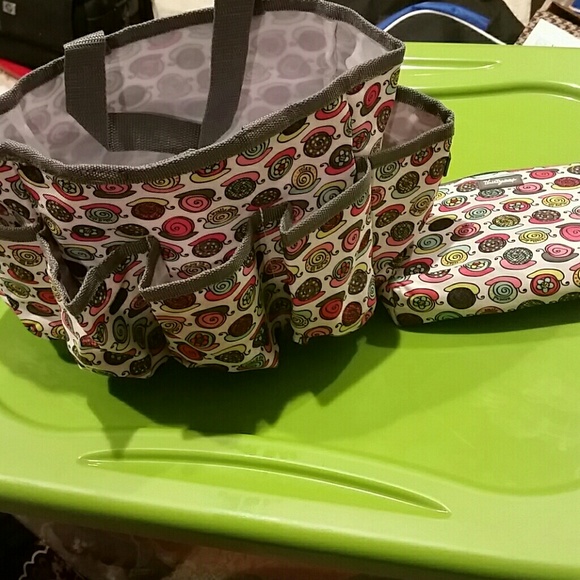 Thirtyone small tote and termal zipper pouch