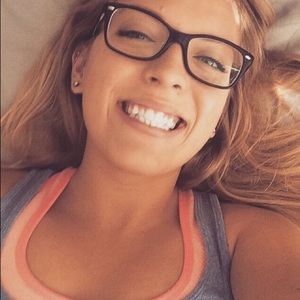 Meet your Posher, Kylee