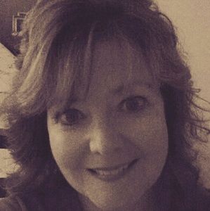 Meet your Posher, Candace