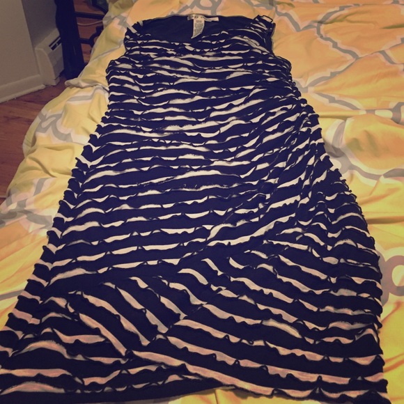 MAX STUDIO Black and white striped, rouched dress