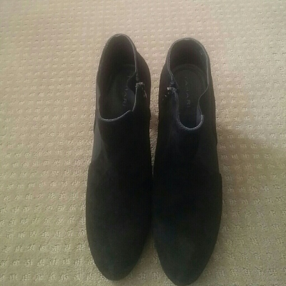Tahari Suzi Leather Ankle boots size 11 - Picture 4 of 4