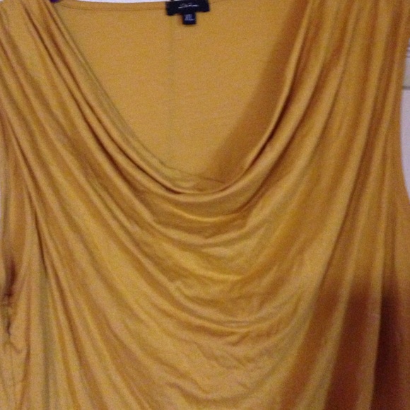 Yellow top - Picture 3 of 4