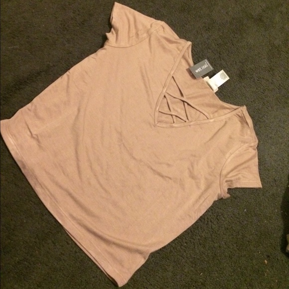 Crop Top - Picture 2 of 3