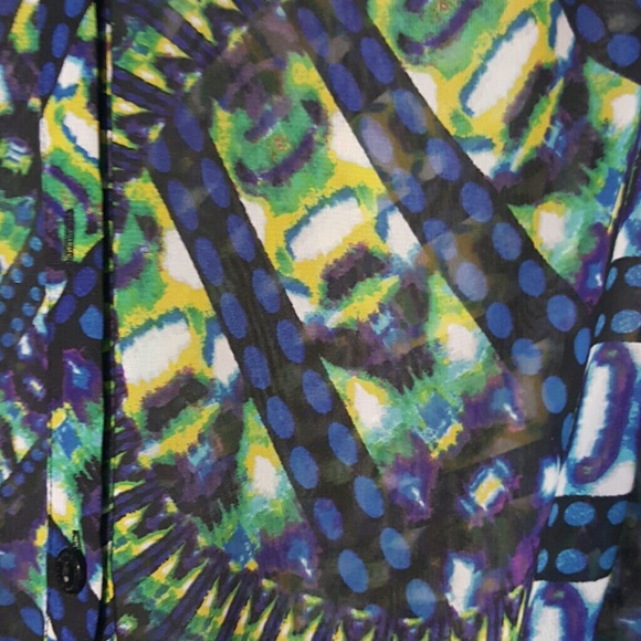 Sheer Patterned Blouse - Picture 2 of 2