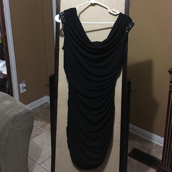 Mini black dress - Picture 1 of 2