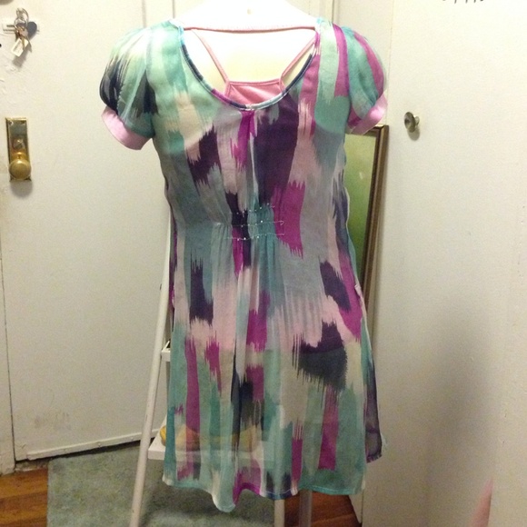 ‼️ON SALE‼️Watercolor print tunic paired w/ tank - Picture 2 of 4