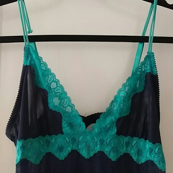 Honeydew Intimates nighty in navy w turquoise lace - Picture 2 of 4