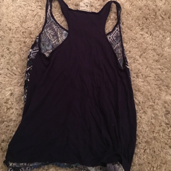 patterned classy tank - Picture 2 of 2