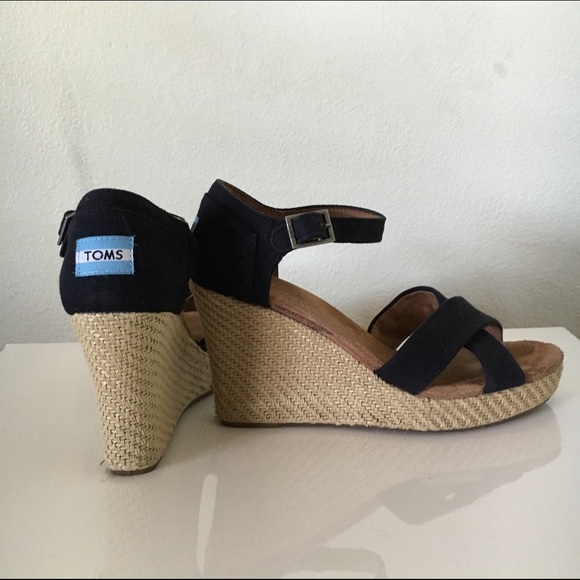 Toms Navy Wedges