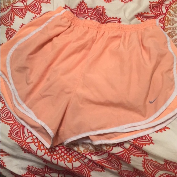 Womens Nike Tempo Shorts
