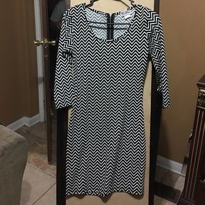 Mini strip black and white dress