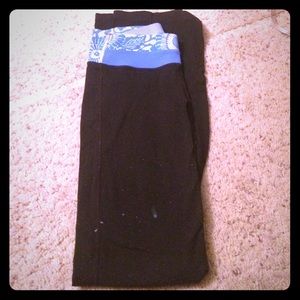 Old style lulu lemon yoga pants