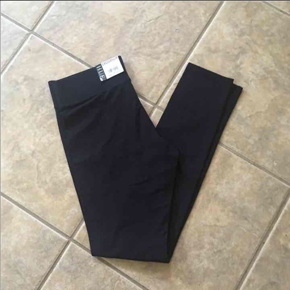 HUE Pants - 🚨SOLD🚨 HUE ULTRA LEGGING WIDE WAIST BAND