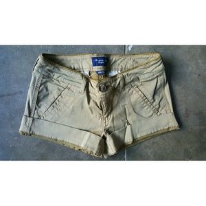 Cuffed Khaki STRETCH Shorts NWOT