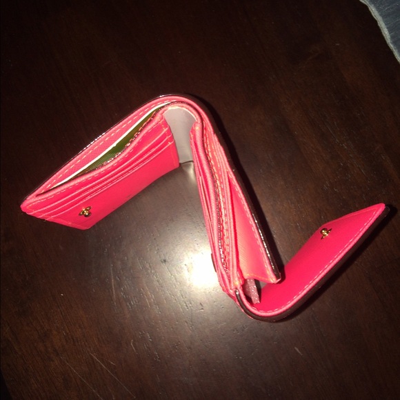 Kate Spade Cedar Street Wallet - Picture 3 of 3