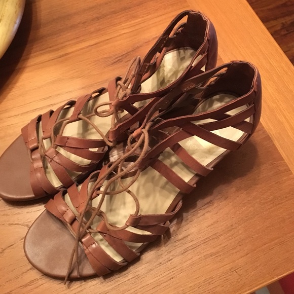 Lace up brown wedges