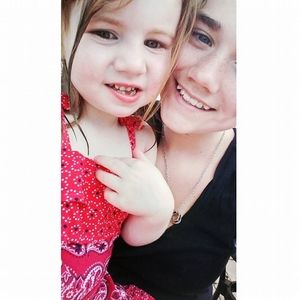 Meet your Posher, Abigail