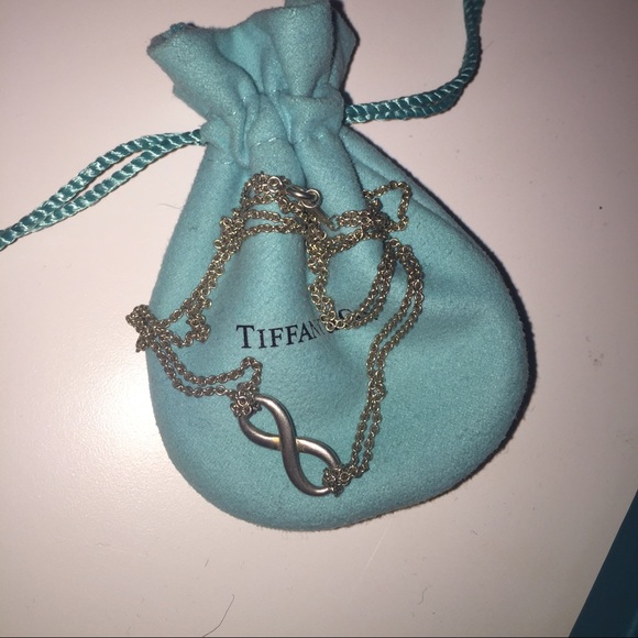 Tiffany & Co. Infinity double chain necklace - Picture 3 of 3