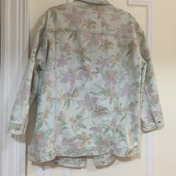 Zara floral denim jacket - Picture 2 of 6