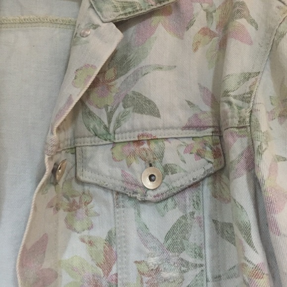 Zara floral denim jacket - Picture 3 of 6