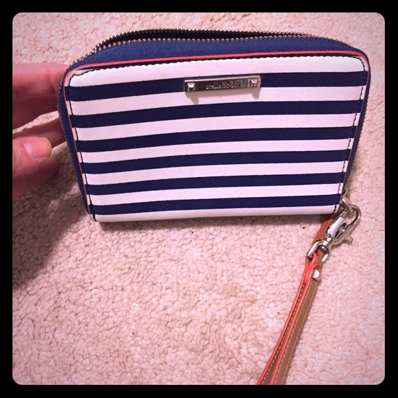 Stella & Dot Chelsea Tech Wallet