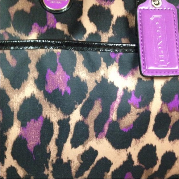SOLD😄💜👛😁💋😜 - Picture 2 of 4