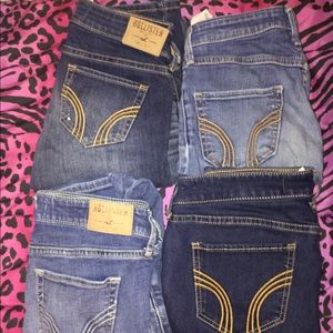 Combo of Hollister 4 pairs of jeans sizes 0-3