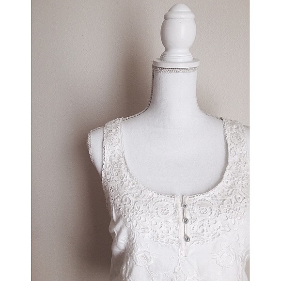 🆕 Abercrombie & Fitch Lace Top