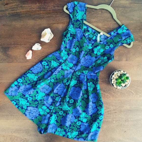 Urban Outfitters Floral Romper | XS
