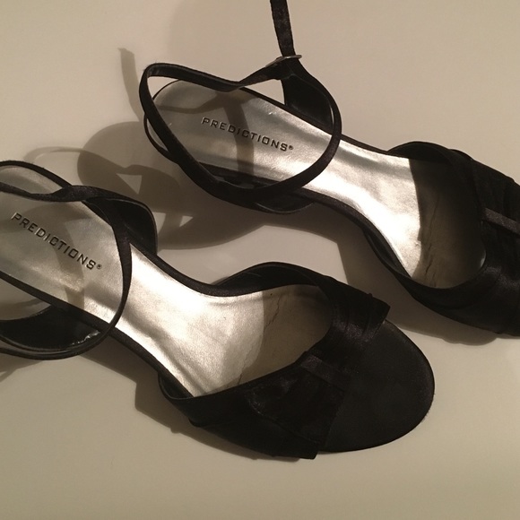 black dressy heels