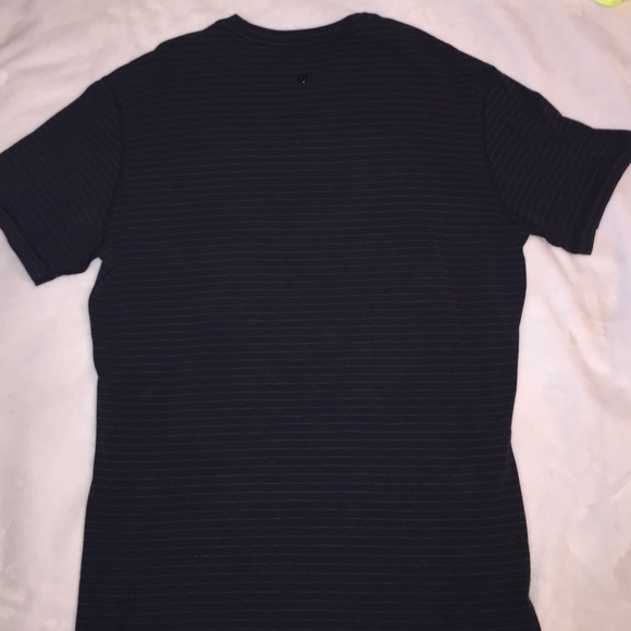 2 Mens Lululemon XL tshirt for @jordanq34
