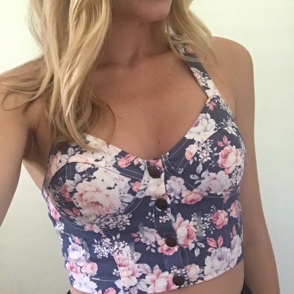 Nollie Floral Crop