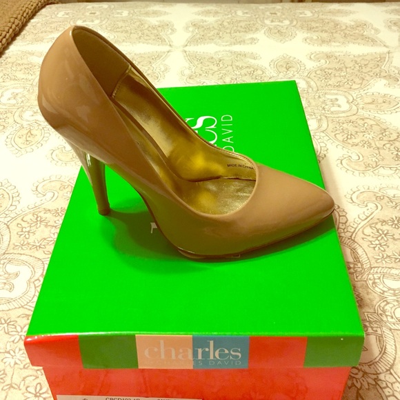 Perfect Nude Pump