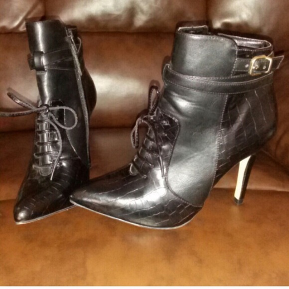 Reposhing - never worn