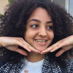 Meet your Posher, Bobbi