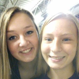 Meet your Posher, Kennedi