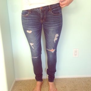 American Eagle distressed jeans