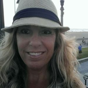 Meet your Posher, Traci