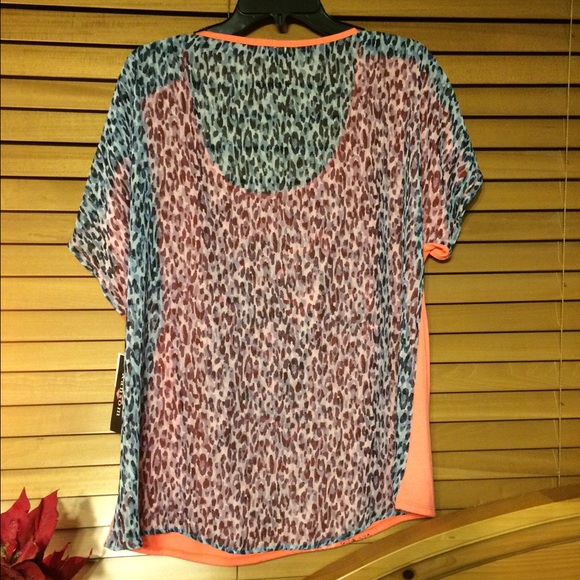 Shirt - Picture 2 of 2