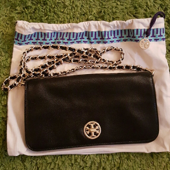Tory Burch Handbags - Tory burch crush and cross body bag