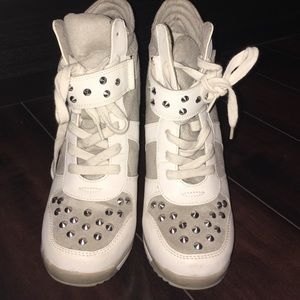 Sneaker Wedges