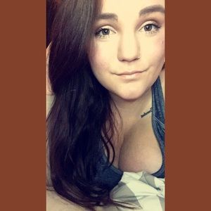 Meet your Posher, Alli