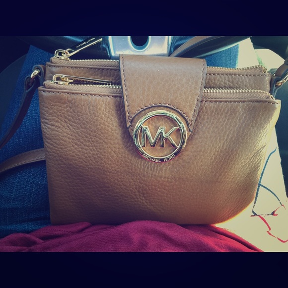 Michael Kors Fulton Crossbody