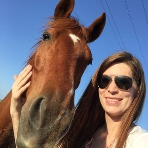 Meet your Posher, Amy