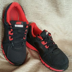 Nike Blk. Red