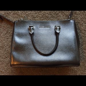 Michael Kors Medium Sutton Satchel