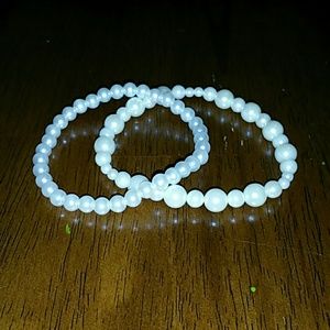 Pearl Bracelet Bundle.
