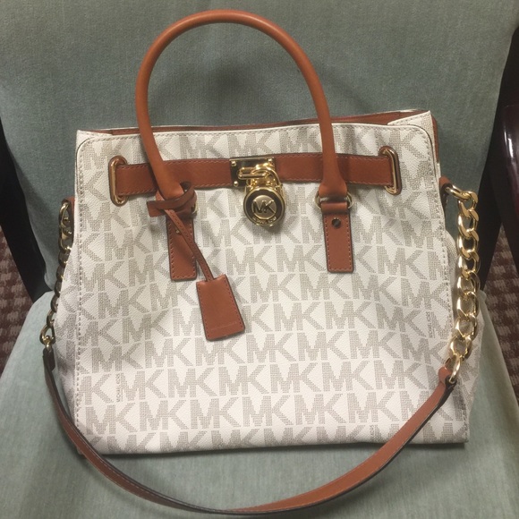 Michael Kors Hamilton Shoulder Tote