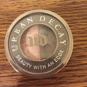 Urban Decay "Sin" and "Mushroom" Duo Eyeshadow