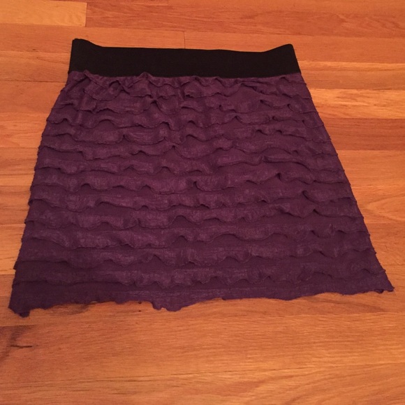 Purple subtle ruffle skirt